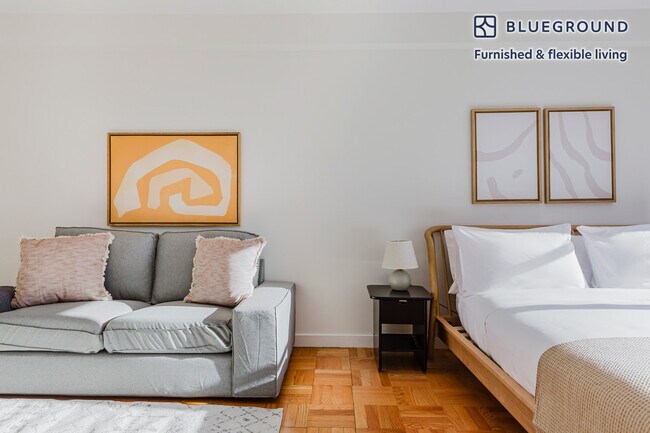 145 4th Ave in New York, NY - Building Photo - Building Photo