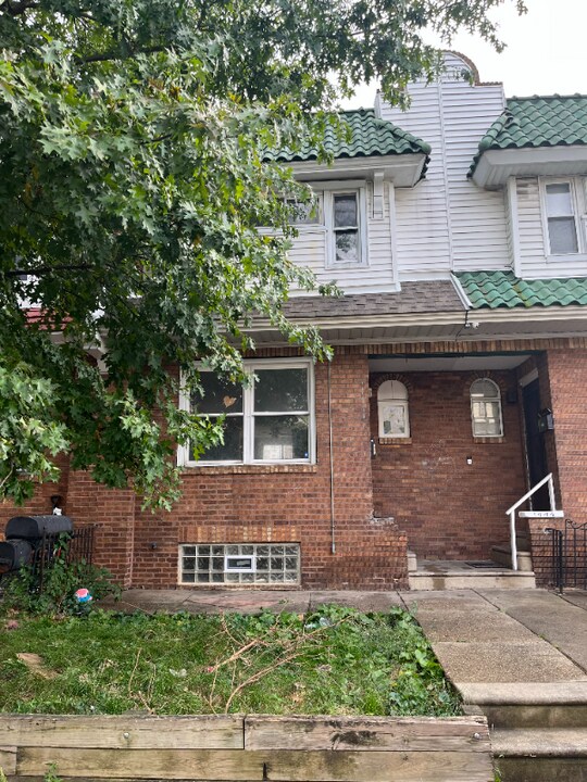 1446 Lardner St in Philadelphia, PA - Building Photo