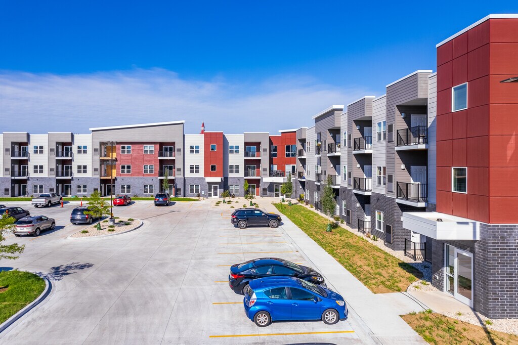 Trails Edge Apartments West Bend, WI Apartments