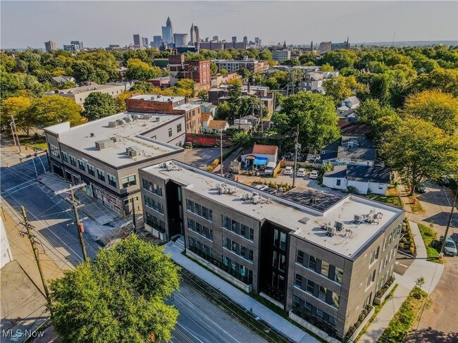 property at 2017 W 44th St