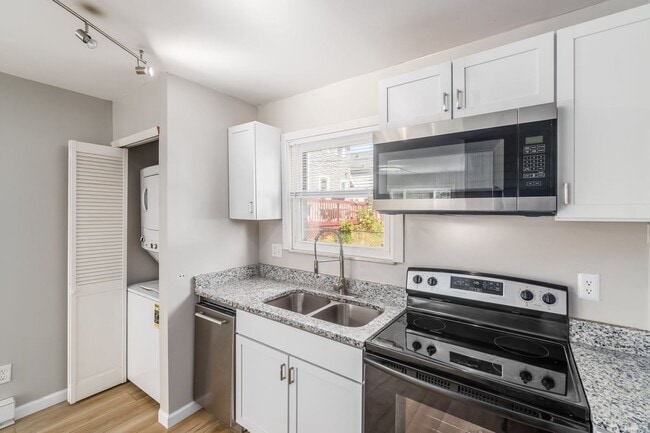 property at 721 Reinhard Ave