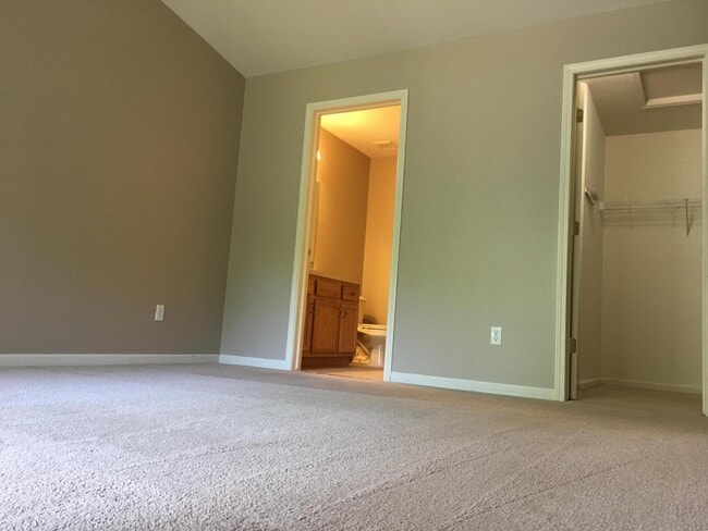 20209 Chesapeake Cir in Commerce Township, MI - Building Photo - Building Photo