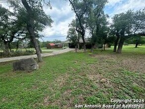 440 Cedar Springs Dr in Spring Branch, TX - Building Photo - Building Photo