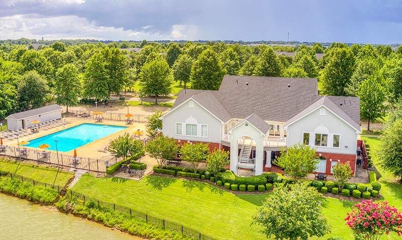 The Park at Forest Hill in Memphis, TN - Foto de edificio