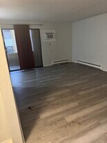 148 Burgundy Hill Ln in Middletown, CT - Building Photo