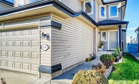 308 Gibb NW in Edmonton, AB - Building Photo - Building Photo