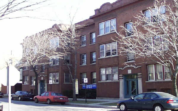 Vintage Condos in Chicago, IL - Building Photo - Building Photo