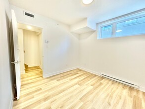 2693 Bd Pie-IX in Montréal, QC - Building Photo - Building Photo
