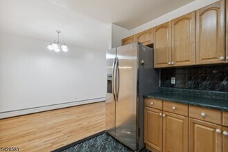 66 Atlantic St in Jersey City, NJ - Building Photo - Building Photo