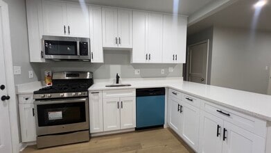 13020 Estelle Rd, Unit SINGLE FAMILY HOME in Silver Spring, MD - Foto de edificio - Building Photo