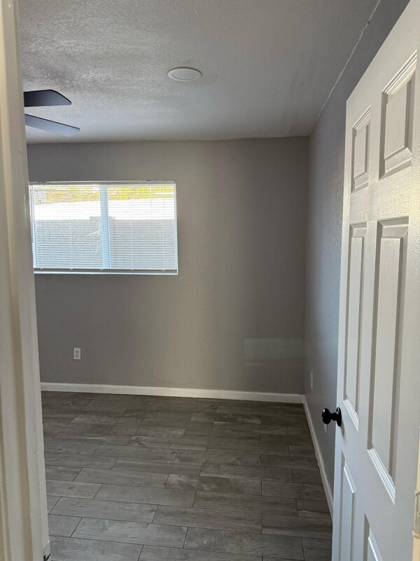 1819 N 40th St in Phoenix, AZ - Foto de edificio - Building Photo