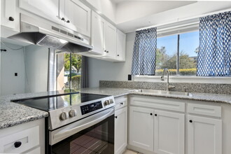 240 Orienta Point St in Altamonte Springs, FL - Building Photo - Building Photo