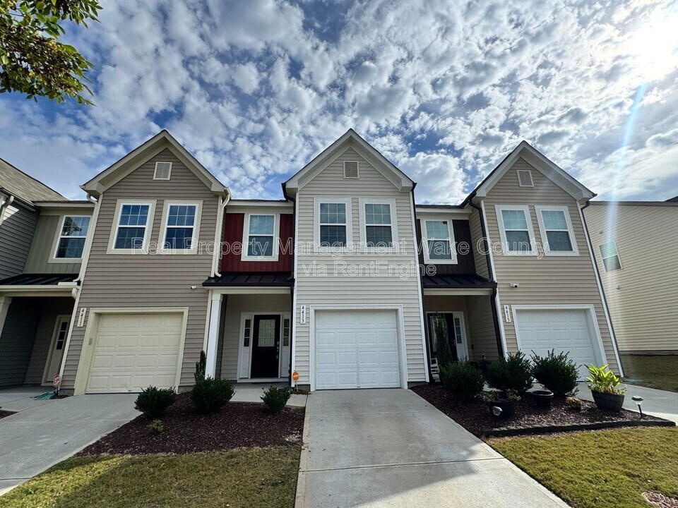 4413 Lord Joseph Ct in Raleigh, NC - Building Photo