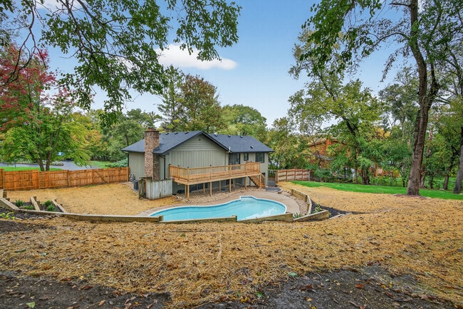 9704 Captains Dr in Algonquin, IL - Building Photo - Building Photo