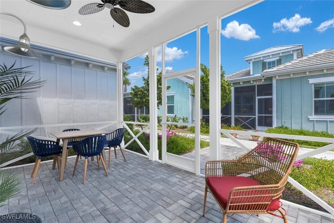 7242 Saona CT in Naples, FL - Building Photo