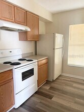 7304 E Bank Dr in Tampa, FL - Building Photo - Building Photo