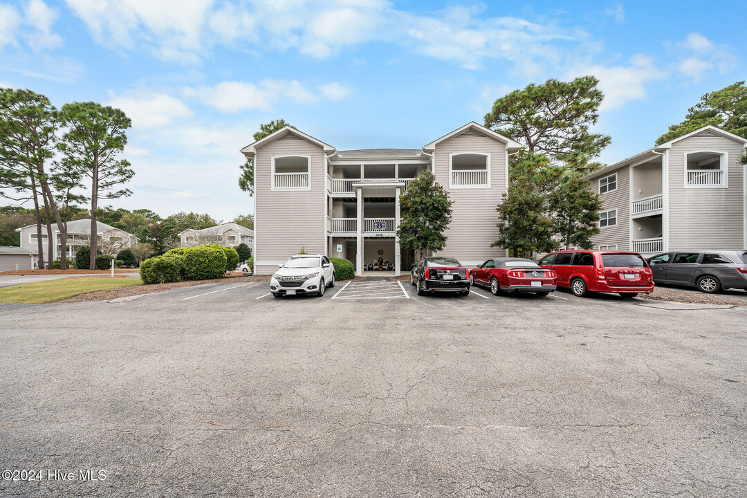 3030 Marsh Winds Cir in Southport, NC - Building Photo