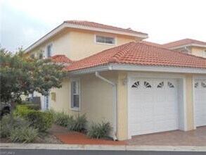 1758 Reuven Cir-Unit -1502 in Naples, FL - Building Photo - Building Photo