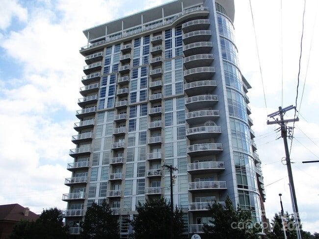 property at 505 E 6th St