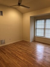 1006 Beekman Rd in Hopewell Junction, NY - Building Photo - Building Photo