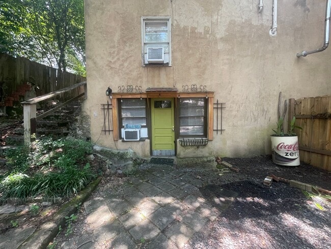2713 Vineville Ave