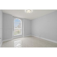 11380 SW 180th St in Miami, FL - Building Photo - Building Photo