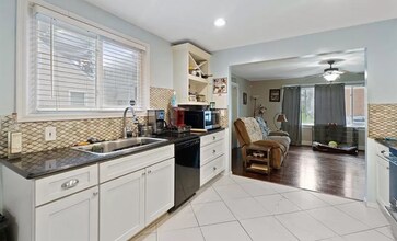 1433 Picadilly St in Norfolk, VA - Building Photo - Building Photo
