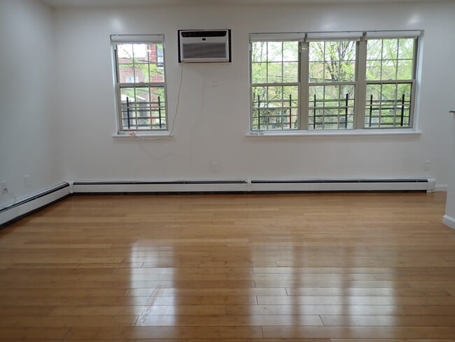 334 Saratoga Ave