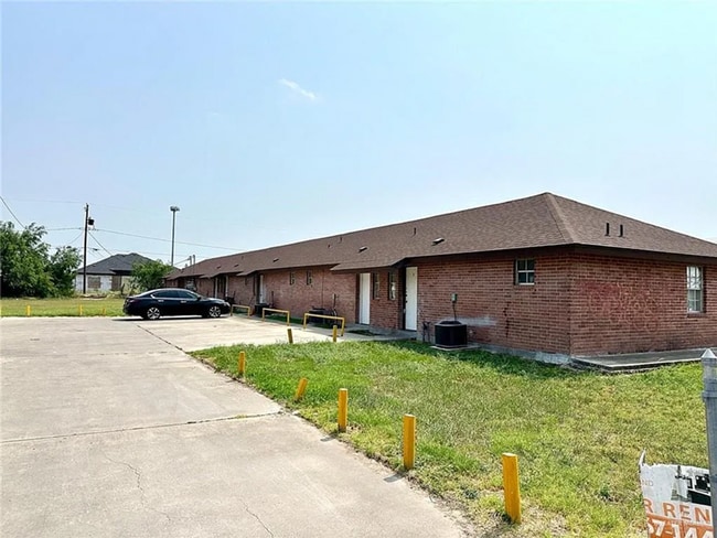 property at 2709 W 65th St