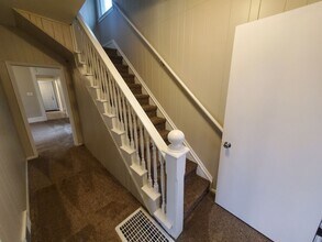 240 E Dunham Ave in Des Moines, IA - Building Photo - Building Photo