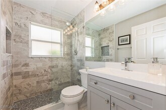 2438 Butterfly Palm Dr in Naples, FL - Building Photo - Building Photo