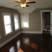 620 N Galena Ave in Dixon, IL - Building Photo - Building Photo