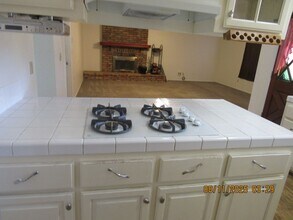 1045 Gardencrest Dr in Kingman, AZ - Building Photo - Building Photo
