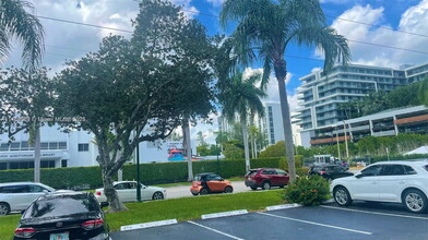 20381 NE 30th Ave in Miami, FL - Building Photo - Building Photo