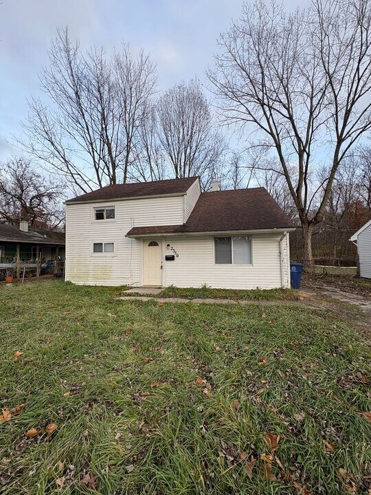 2350 Dawnlight Ave in Columbus, OH - Building Photo