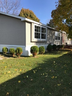 175 Sarah Fern Ct in Lapeer, MI - Building Photo