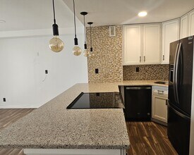 2 Richmond Rd, Unit 4F in Lido Beach, NY - Foto de edificio - Building Photo