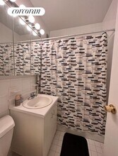 117 W 58th St in New York, NY - Building Photo - Building Photo
