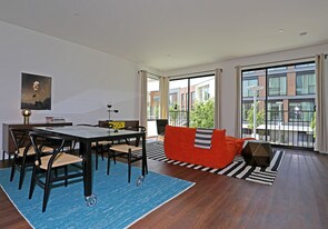 Habitat in West Sacramento, CA - Building Photo