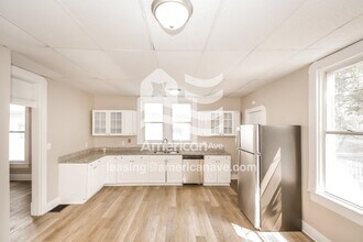 1817 Delaware St in Indianapolis, IN - Foto de edificio - Building Photo