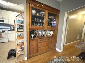 1318 W Roscoe St in Chicago, IL - Building Photo - Building Photo