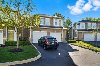 5468 Nottinghamshire Ln in Westerville, OH - Building Photo - Building Photo