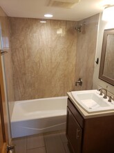 Hooker Avenue Apartments in Madison, WI - Building Photo - Building Photo