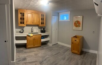 890 Highland Ave in Medford, MA - Building Photo - Building Photo