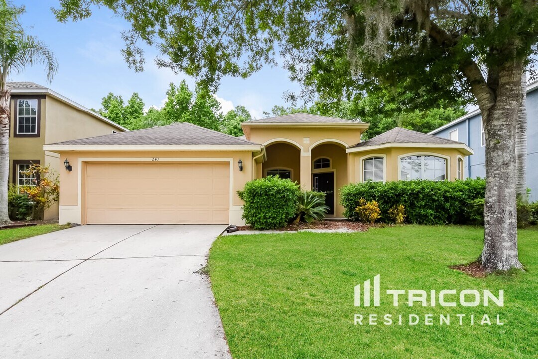 241 Magnolia Park Trail in Sanford, FL - Building Photo