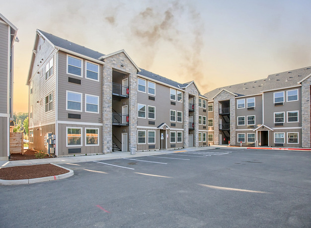 Q1 Apartments in Hillsboro, OR - Building Photo