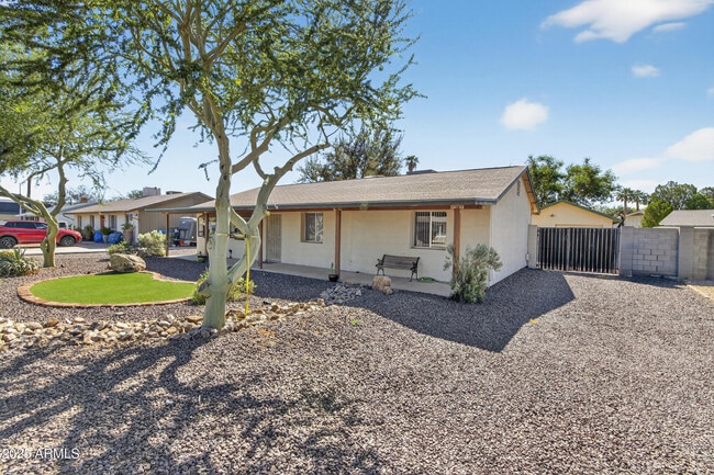 4343 E Charleston Ave in Phoenix, AZ - Building Photo - Building Photo