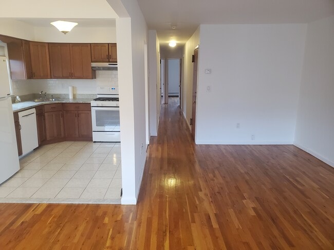property at 3628 166th St