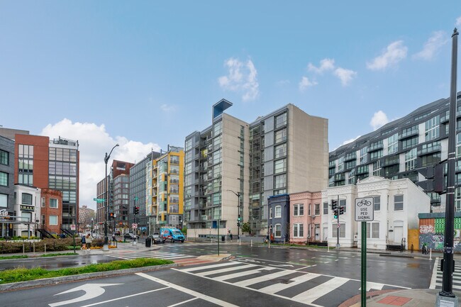 The Floridian in Washington, DC - Foto de edificio - Building Photo