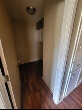 4312 52nd St, Unit B in Lubbock, TX - Building Photo - Building Photo